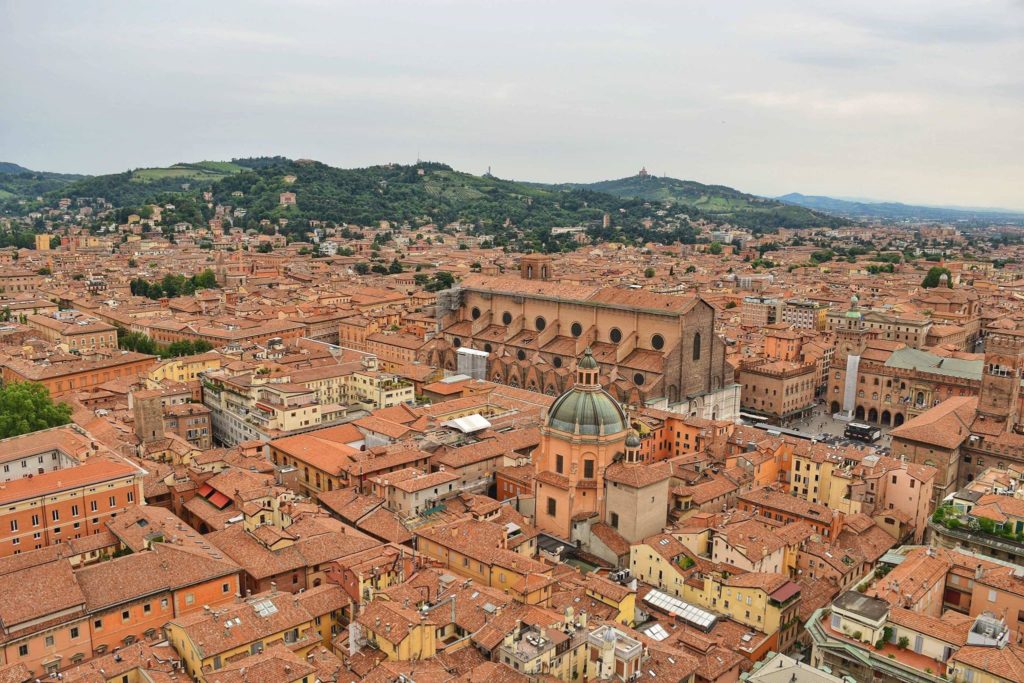 Cały trud wejścia wynagradzają widoki z wieży. Są cudowne. Przekonaj się sam.