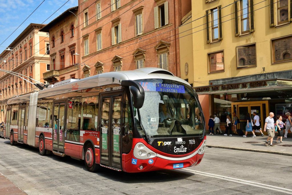 Następnie przesiedliśmy się na autobus 13 na przystanku Borgo Panigale Stazione, który zawiózł nas do samego centrum