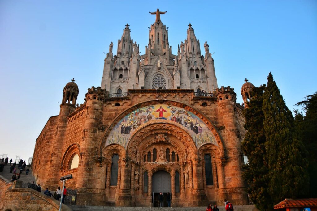 Kościół na wzgórzu Barcelona